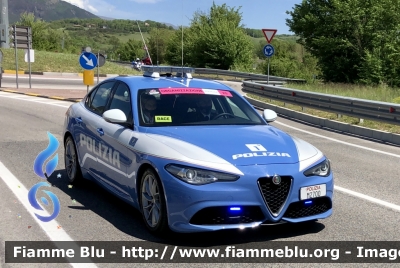 Giro d’Italia 2021
Alfa Romeo Nuova Giulia Q4 
Polizia di Stato 
Polizia Stradale 
POLIZIA M2700
In Scorta al giro d’Italia 2021
Vettura 1 
Parole chiave: Alfa-Romeo_Nuova Giulia Q4 Polizia Stradale Giro d’Italia