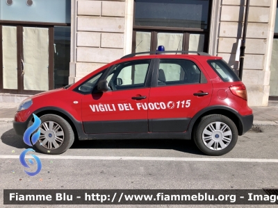 Fiat Sedici 
Vigili del Fuoco 
Comando provinciale di L’Aquila 
VF 25719
Parole chiave: Fiat Sedici VF25719