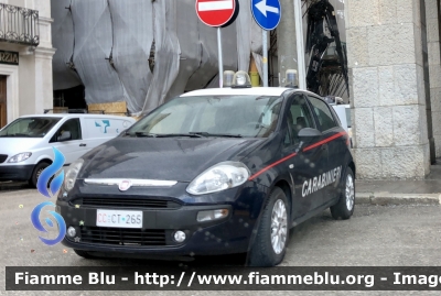 Fiat Punto EVO
Carabinieri 
Comando Carabinieri Banca D’Italia 
CC CT 265
Parole chiave: Fiat Punto_Evo CCCT265