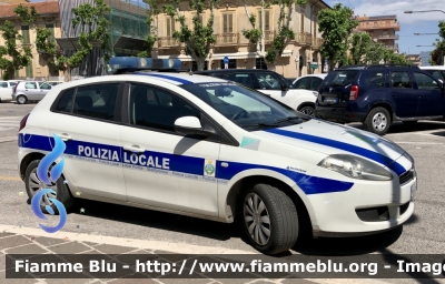 Fiat Nuova Bravo 
Polizia Locale 
Comune di Avezzano 
POLIZIA LOCALE YA 301 AH 
Allestimento Bertazzoni 
Parole chiave: Fiat Nuova_Bravo POLIZIALOCALEYA301AH