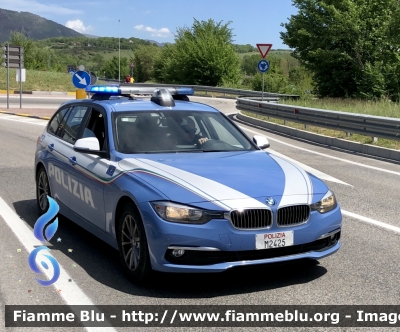 BMW 320 Touring F31 II restyle 
Polizia di Stato 
Polizia Stradale 
Allestimento Marazzi 
Decorazione grafica artlantis 
POLIZIA M2425
Parole chiave: Bmw_320Touring F31 II restyle Polizia Stradale