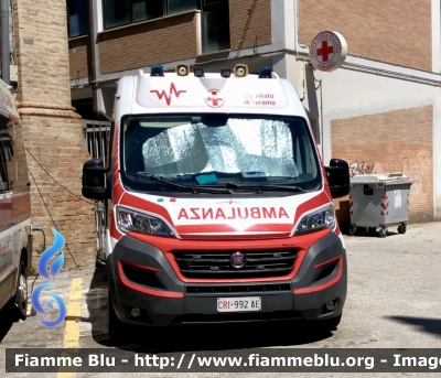 Fiat Ducato X290
Croce Rossa Italiana 
Comitato di Teramo
Allestimento VEIKO 
CRI 992 AE
Parole chiave: Fiat Ducato_X290 Ambulanza