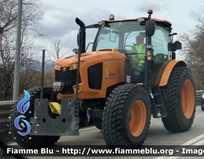 Kubota M135GX-IV
ANAS 
Regione Abruzzo 
Compartimento di L’Aquila 
Parole chiave: Kubota M135GX-IV