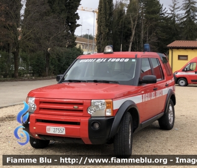 Land Rover Discovery 3
Vigili del Fuoco 
Comando provinciale di L’Aquila 
VF 27557
Veicolo Ex PS 
Parole chiave: Land-Rover Discovery_3 VF27557