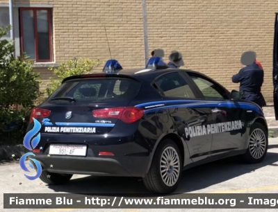 Alfa Romeo Nuova Giulietta restyle 
Polizia Penitenziaria 
POLIZIA PENITENZIARIA 951 AF 
Parole chiave: Alfa-Romeo_Nuova Giulietta restyle Polizia Penitenziaria