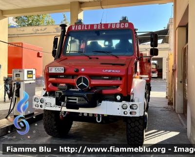 Mercedes-Benz Unimog U5023
Vigili del Fuoco 
Comando provinciale di Pescara 
Allestimento Bai 
BF 32028
Parole chiave: Mercedes-Benz Unimog_U5023 VF32028