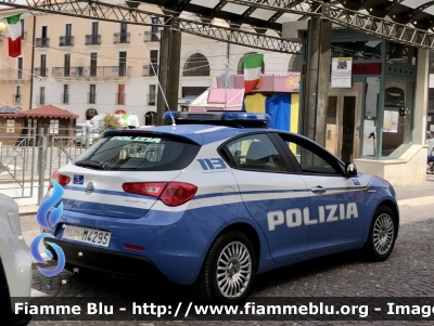 Alfa Romeo Nuova Giulietta restyle 
Polizia di Stato 
Polizia Stradale 
Allestimento FCA 
POLIZIA M4295
Parole chiave: Alfa-Romeo Nuova_Giulietta_restyle POLIZIAM4295