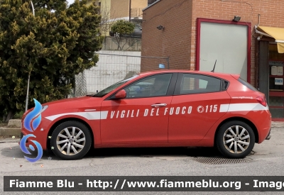 Alfa Romeo Nuova Giulietta restyle 
Vigili del Fuoco 
Comando provinciale di L’Aquila 
VF 27806
Parole chiave: Alfa-Romeo Nuova_Giulietta_restyle VF27806