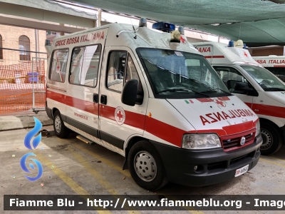 Fiat Ducato III serie 
Croce Rossa Italiana 
Comitato di Teramo 
Allestimento VEIKO 
CRI A064C 
Parole chiave: Fiat Ducato_IIIserie Ambulanza CRIA064C