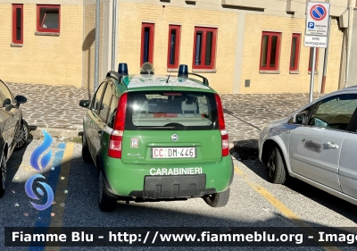 Fiat Nuova Panda 4x4 Climbing I serie 
Carabinieri 
Comando Carabinieri Unità per la Tutela Forestali Ambientale ed Agroalimentare 
Stazione Parco Nazionale del Gran Sasso e Monti della Laga 
CC DM 446
Parole chiave: Fiat Nuova_Panda_4x4_Climbing_Iserie CCDM446