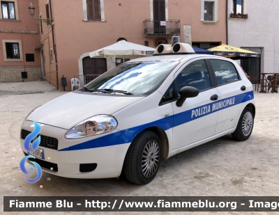 Fiat Grande Punto 
Polizia Municipale 
Comune di Leonessa
Parole chiave: Fiat Grande_Punto