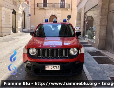 Jeep Renegade 
Vigili del Fuoco 
Comando provinciale di L’Aquila 
VF 28769
Parole chiave: Jeep Renegade VF28769