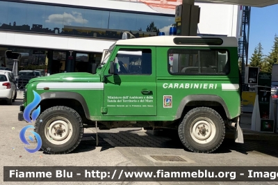 Land-Rover Defender 90
Carabinieri 
Comando Carabinieri unità per la tutela forestale, ambientale ed agroalimentare 
Parco nazionale del Gran Sasso e Monti della Laga 
Parole chiave: Defender carabinieri forestali