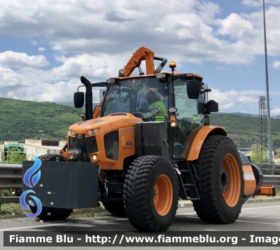 Kubota M135GX-IV 
ANAS 
Regione Abruzzo 
Compartimento di L’Aquila 
Parole chiave: Kubota M135GX-IV