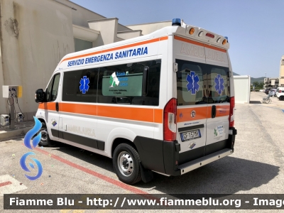 Fiat Ducato X290
ASL n1 Avezzano Sulmona L’Aquila 
118 Abruzzo Soccorso 
C.O di L’Aquila 
Allestimento Mariani Fratelli 
Parole chiave: Fiat Ducato_X290