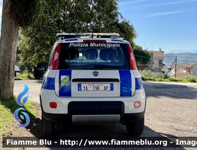 Fiat Nuova Panda 4x4 II serie 
Polizia Municipale 
Comune di Giulianova 
POLIZIA LOCALE YA 198 AP
Parole chiave: Fiat Nuova_Panda_4x4_IIserie POLIZIALOCALEYA198AP