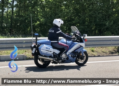 Yamaha FJR 1300 II serie 
Polizia di Stato 
Polizia Stradale 
Allestimento Elevox 
POLIZIA G3084
In scorta al giro d’Italia 2021
Moto “20”
Parole chiave: Yamaha_FJR1300 IIserie Polizia Stradale giro d’Italia