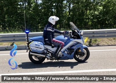 Yamaha FJR 1300 II serie 
Polizia di Stato 
Polizia Stradale 
Allestimento Elevox 
POLIZIA G3103
In Scorta al Giro d’Italia 
Moto “Gialla” 
Parole chiave: Yamaha_FJR1300 IIserie Polizia Stradale Giro d’Italia