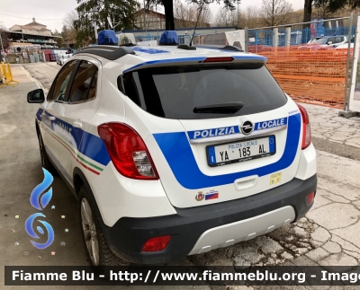 Opel Mokka 
Polizia Locale 
Comune di Amatrice 
Allestimento Bertazzoni 
POLIZIA LOCALE YA 183 AL 
Parole chiave: Opel Mokka POLIZIALOCALEYA183AL