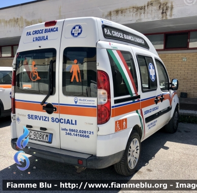 Fiat Doblò II serie 
Pubblica Assistenza Croce Bianca L’Aquila 
Allestimento Mariani fratelli 
Parole chiave: Fiat_Doblo IIserie Croce Bianca L’Aquila