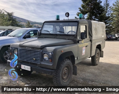 Land-Rover Defender 110 HCPU
Carabinieri 
Comando Carabinieri unità per la tutela Forestale Ambientale ed Agroalimentare 
Ministero dell’Ambiente 
Servizio Conservazione della Natura 
Parco Nazionale del Gran Sasso e Monti della Laga 
CC BJ 249
Parole chiave: Land-Rover Defender_110_HCPU