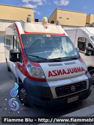 Fiat Ducato x250 
Croce Rossa Italiana 
Comitato di Avezzano 
CRI 781 AA 
Parole chiave: Ambulanza croce rossa Avezzano