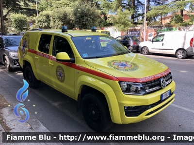 Volkswagen Amarok 
Corpo Nazionale Soccorso Alpino e Speleologico 
CNSAS Abruzzo 
L’Aquila 
Fornitura Nazionale 24 esemplari 
Allestimento Giustozzi 
Parole chiave: Volkswagen Amarok