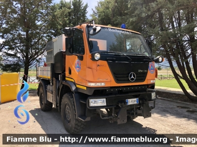 Mercedes-Benz Unimog U20 
Protezione Civile 
Regione Abruzzo 
Allestimento Divitec 
Parole chiave: Mercedes-Benz Unimog_U20