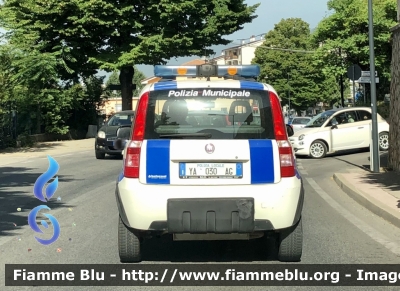 Fiat Nuova Panda 4x4 I serie 
Polizia Municipale 
Comune di L’Aquila 
Allestimento Bertazzoni 
POLIZIA LOCALE YA 030 AG
Parole chiave: Fiat Nuova_Panda_4x4_Iserie