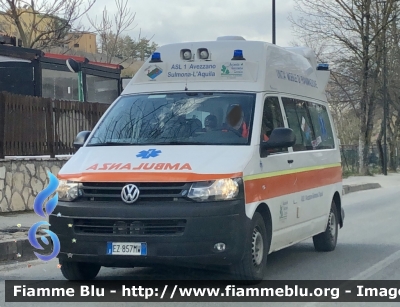 Volkswagen Transporter T5 restyle 
ASL n1 Avezzano Sulmona L’Aquila 
118 Abruzzo Soccorso 
C.O. Di L’Aquila 
Allestimento Mariani Fratelli 
Parole chiave: Volkswagen Transporter_T5_restyle Ambulanza