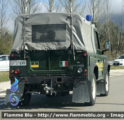 Land Rover Defender 90
Guardia di Finanza 
Scuola ispettori e sovrintendenti di L’Aquila 
GdiF 578 AV 
Parole chiave: Land-Rover Defender_90 GdiF578AV