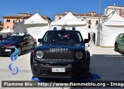 Jeep Renegade 
Carabinieri
CC DL 773
Parole chiave: Jeep Renegade CCDL773