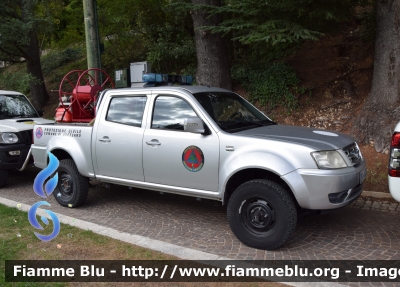 Tata Xenon 4x4 
Protezione Civile
Regione Abruzzo
Cod.Automezzo 71
Assegnato Temporanamente alla pc Comunale di Avezzano (AQ)
Parole chiave: Tata Xenon_4x4