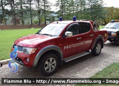 Mitsubishi L200 IV serie
Protezione Civile 
PIVEC L'Aquila
Distaccamento Alto Sangro (Villetta Barrea)
Cod.Automezzo 17

Parole chiave: Mitsubishi L200_IVserie