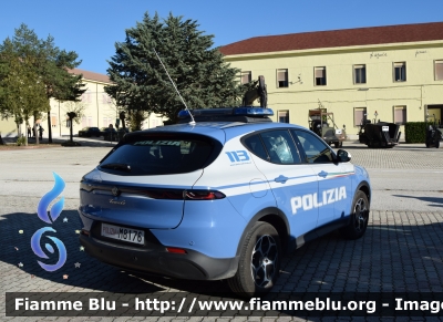 Alfa Romeo Tonale
Polizia di Stato
Squadra Volante
Allestimento FCA
POLIZIA M8176
Parole chiave: Alfa_Romeo Tonale POLIZIAM8176