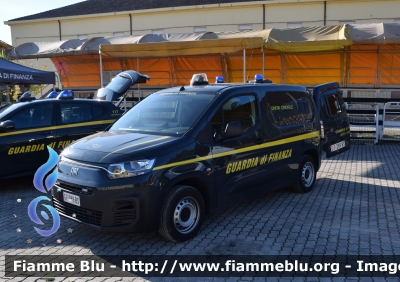 Fiat Doblò V serie
Guardia di Finanza
Unità Cinofile
Allestimento Autocarrozzeria Moderna
GdiF 289 BS
Parole chiave: Fiat Doblò_Vserie GDIF289BS