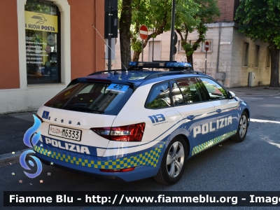 Skoda Superb III serie restyle
Polizia di Stato
Polizia Stradale
POLIZIA M6333
In Scorta al Giro D'Italia 2024
Auto 475
Parole chiave: Skoda Superb_IIIserie_restyle POLIZIAM6333 Giro_D&#039;Italia_2024