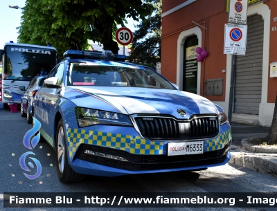 Skoda Superb III serie restyle
Polizia di Stato
Polizia Stradale
POLIZIA M6333
In Scorta al Giro D'Italia 2024
Auto 475
Parole chiave: Skoda Superb_IIIserie_restyle POLIZIAM6333 Giro_D&#039;Italia_2024