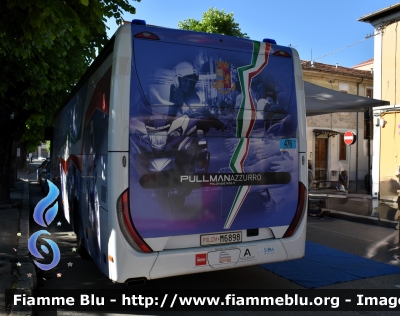 Iveco Crossway II serie
Polizia di Stato 
Polizia Stradale
"Pullman Azzurro"
Allestimento Elevox
POLIZIA M6898
Presente ad ogni partenza di tappa del Giro D'Italia 2024
Automezzo 476
Parole chiave: Iveco Crossway_IIserie POLIZIAM6898 Giro_D'Italia_2024