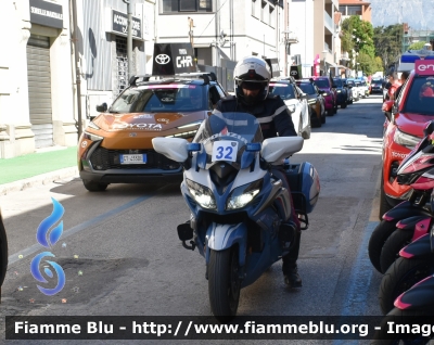 Yamaha FJR 1300 II serie restyle
Polizia di Stato
Polizia Stradale
Allestimento Elevox
POLIZIA G3103
In Scorta al Giro D'Italia 2024
Moto 32
Parole chiave: Yamaha FJR_1300_IIserie POLIZIAG3103 Giro_D&#039;Italia_2024