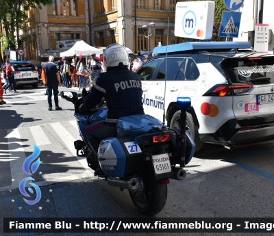 Yamaha FJR 1300 II serie restyle
Polizia di Stato
Polizia Stradale
Allestimento Elevox
POLIZIA G3161
In Scorta al Giro D'italia 2024
Moto 27
Parole chiave: Yamaha FJR_1300_IIserie POLIZIAG3161 Giro_D&#039;Italia_2024