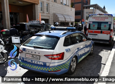 Skoda Superb Wagon III serie restyle 
Polizia di Stat
Polizia Stradale
Allestimento Focaccia
POLIZIA M6404
In Scorta al Giro D'Italia 2024
Auto 06
Parole chiave: Skoda Superb_Wagon_IIIserie_restyle POLIZIAM6404 Giro_D&#039;Italia_2024