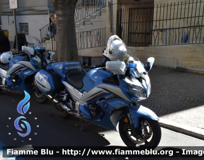 Yamaha FJR 1300 II serie restyle
Polizia di Stato
Polizia Stradale
Allestimento Elevox
POLIZIA G3103
In Scorta al Giro D'Italia 2024
Moto 32
Parole chiave: Yamaha FJR_1300_IIserie POLIZIAG3103 Giro_D&#039;Italia_2024