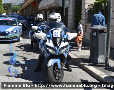 Yamaha FJR 1300 II serie restyle
Polizia di Stato
Polizia Stradale
Allestimento Elevox
POLIZIA G3098
In Scorta al Giro D'Italia 2024
Moto 25
Parole chiave: Yamaha FJR_1300_IIserie POLIZIAG3098 Giro_D&#039;Italia_2024