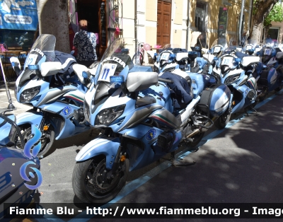 Yamaha FJR 1300 II serie
Polizia di Stato
Polizia Stradale
Allestimento Elevox
POLIZIA G3093
In Scorta al Giro D'Italia 2024
Moto 11
Parole chiave: Yamaha FJR_1300_IIserie POLIZIAG3093 Giro_D&#039;Italia_2024