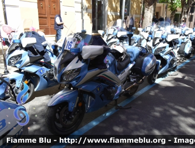 Yamaha FJR 1300 II serie
Polizia di Stato 
Polizia Stradale
Allestimento Elevox
POLIZIA G3134
In Scorta al Giro D'Italia 2024
Moto 16
Parole chiave: Yamaha FJR_1300_IIserie POLIZIAG3134 Giro_D&#039;Italia_2024