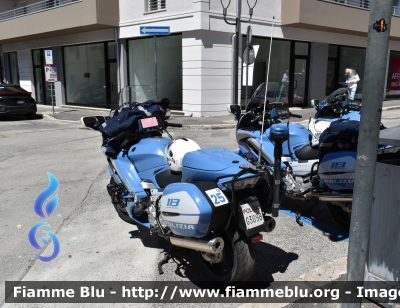 Yamaha FJR 1300 II serie restyle
Polizia di Stato
Polizia Stradale
Allestimento Elevox
POLIZIA G3098
In Scorta al Giro D'Italia 2024
Moto 25
Parole chiave: Yamaha FJR_1300_IIserie POLIZIAG3098 Giro_D&#039;Italia_2024