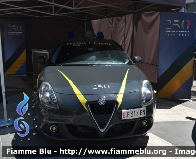 Alfa Romeo Nuova Giulietta restyle
Guardia di Finanza
Allestimento NCT Nuova Carrozzeria Torinese
Gdif 314 BN

Parole chiave: Alfa-Romeo Nuova_Giulietta_restyle GDIF314BN