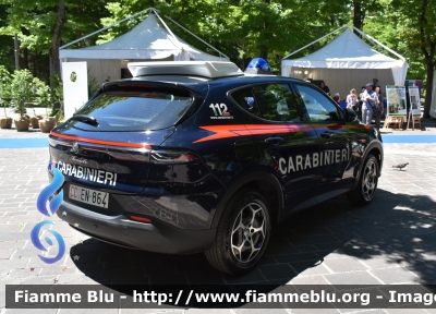 Alfa Romeo Tonale
Carabinieri
Nucleo Operativo Radiomobile
Allestimento FCA
CC EN 864
Parole chiave: Alfa-Romeo Tonale CCEN864