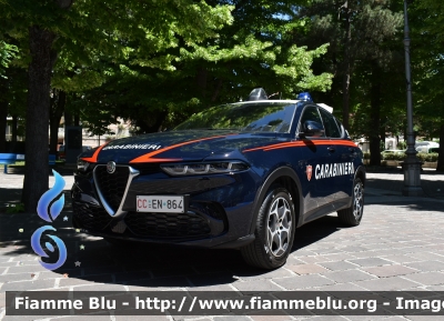 Alfa Romeo Tonale
Carabinieri
Nucleo Operativo Radiomobile
Allestimento FCA
CC EN 864
Parole chiave: Alfa-Romeo Tonale CCEN864